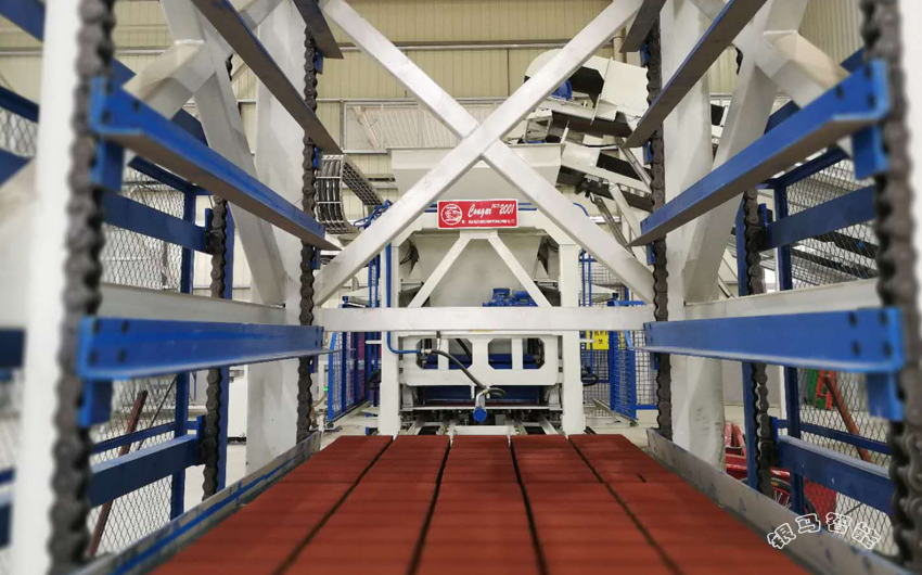 全自動建筑垃圾制磚機(jī)綠色生產(chǎn)中的四大要素