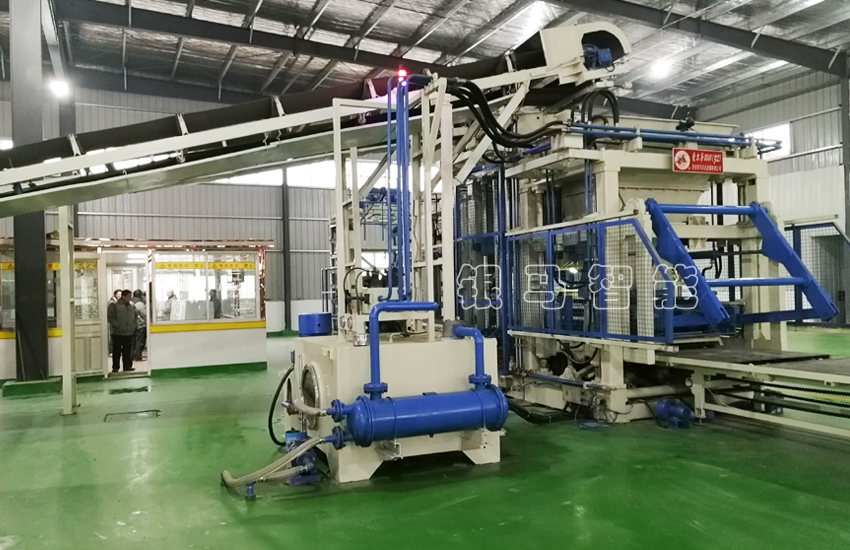 免燒建筑垃圾制磚機:建筑垃圾資源化能夠影響社會發展?