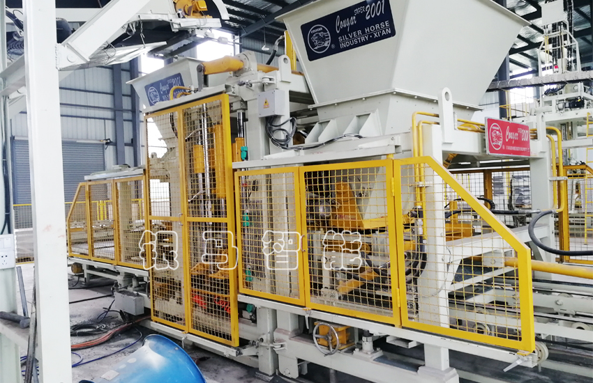 水泥環保生產設備:潤滑油的正確選擇和使用