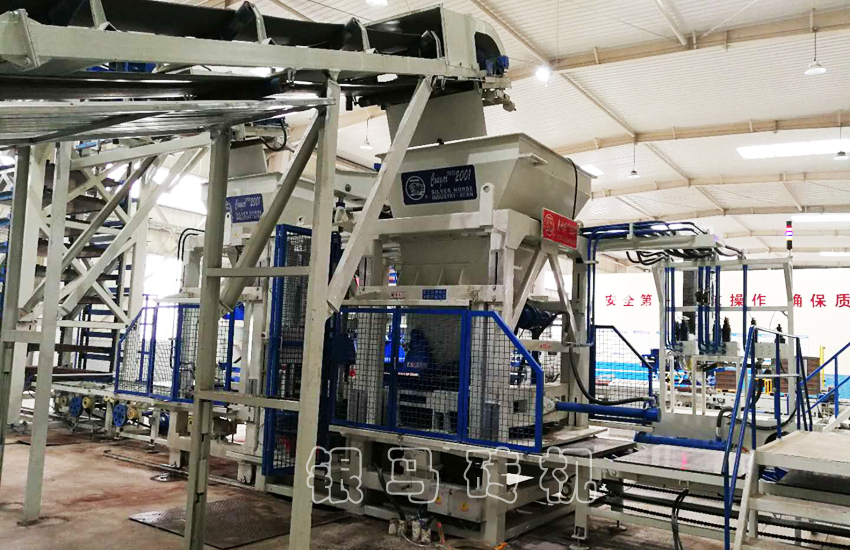 免燒磚機：鋼渣尾礦制磚設備托輥故障了解原因才能妥善處置