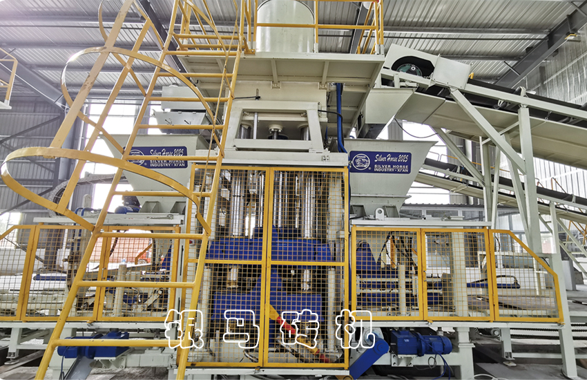 水泥彩磚設備:免燒磚機讓綠色智能成為企業發展“核心”